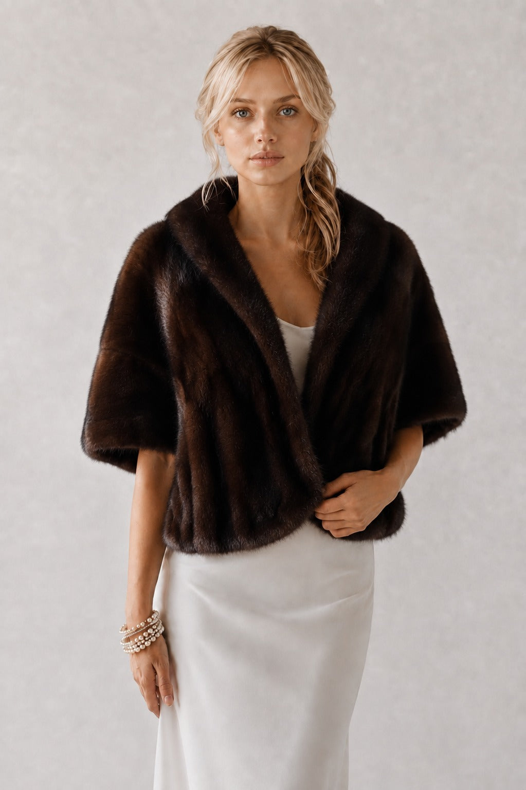 Mink Fur Capelet in Espresso Brown | Pellusso